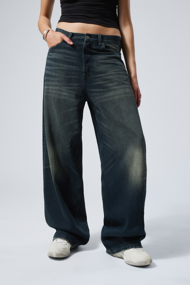 Wide-Leg Sweat Jeans